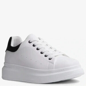 Steve Madden  | Zolla Platform Sneaker